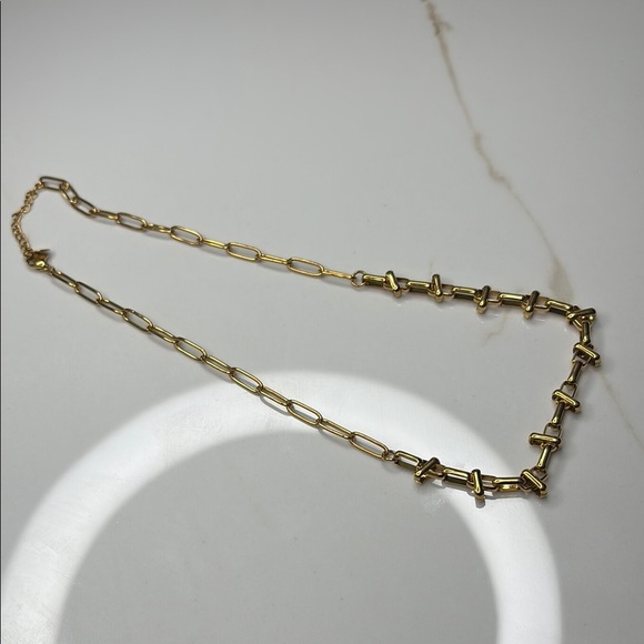 Gold Chain Necklace - Picture 3 of 3